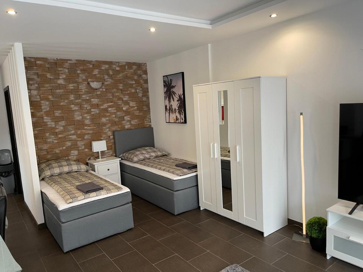 Malibu Apartman & Jacuzzi Miskolc Extérieur photo